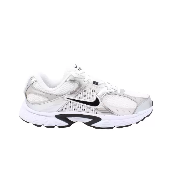 Sort Nike Rnr Hq6411 100 - Nike Sneakers - 198484282385